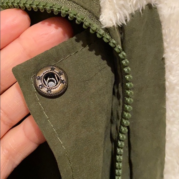 Fall jacket - Picture 9 of 9